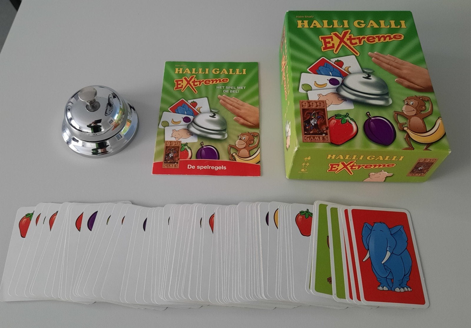 Halli Galli Extreme - Snel Reactiespel van 999 Games, Vijf spelers of meer, Ophalen of Verzenden, Zo goed als nieuw, 999 games
