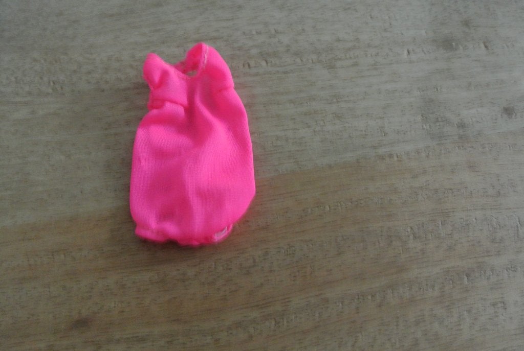 Barbie Kleertjes Vintage / nr 6, Verzamelen, Ophalen of Verzenden, Zo goed als nieuw, Kleertjes