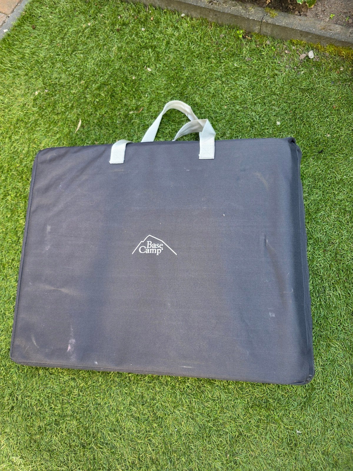 Base Camp Campingkast - Handig en Compact, Caravans en Kamperen, Kampeeraccessoires, Zo goed als nieuw, Ophalen of Verzenden