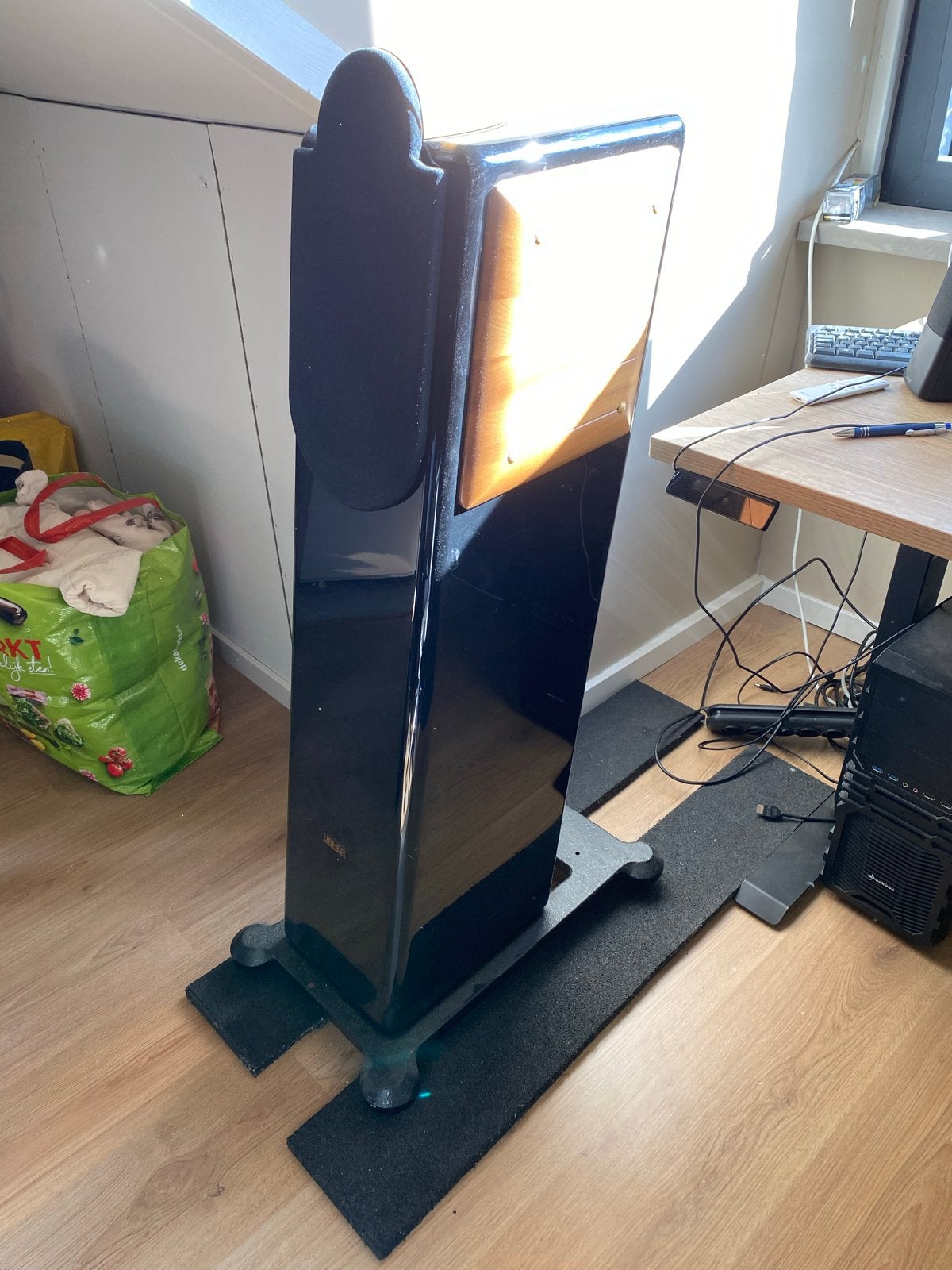 Usher CP-6311 Vloerstaande Luidsprekers (2 stuks), Audio, Tv en Foto, Ophalen, Zo goed als nieuw, Vloerstaande luidspreker, Overige merken