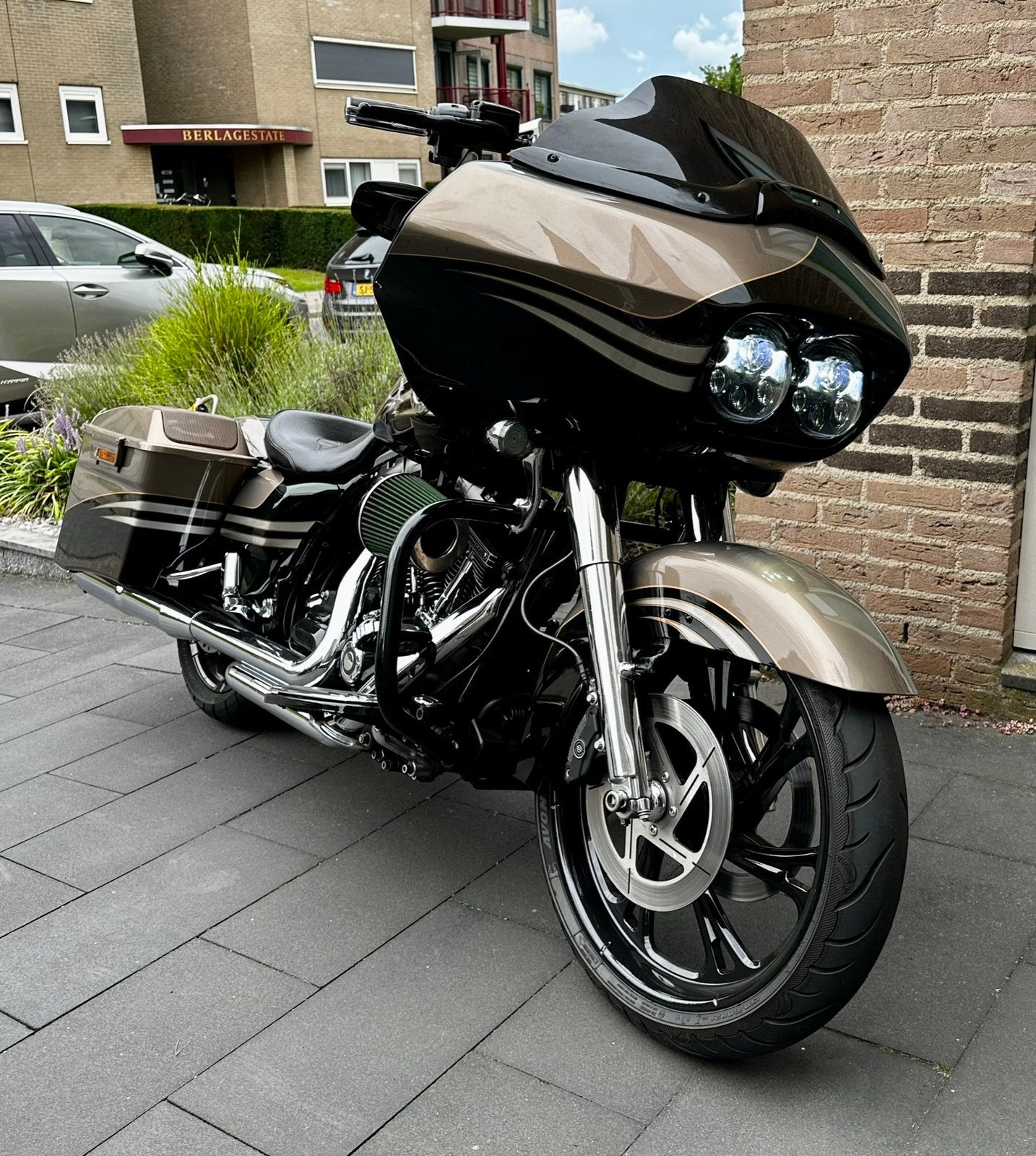 Harley Davidson Road Glide CVO 5HD Öhlins | Jekyll and Hyde, 2 cilinders, Occasion, Motorrijbewijs A, Sportuitlaat