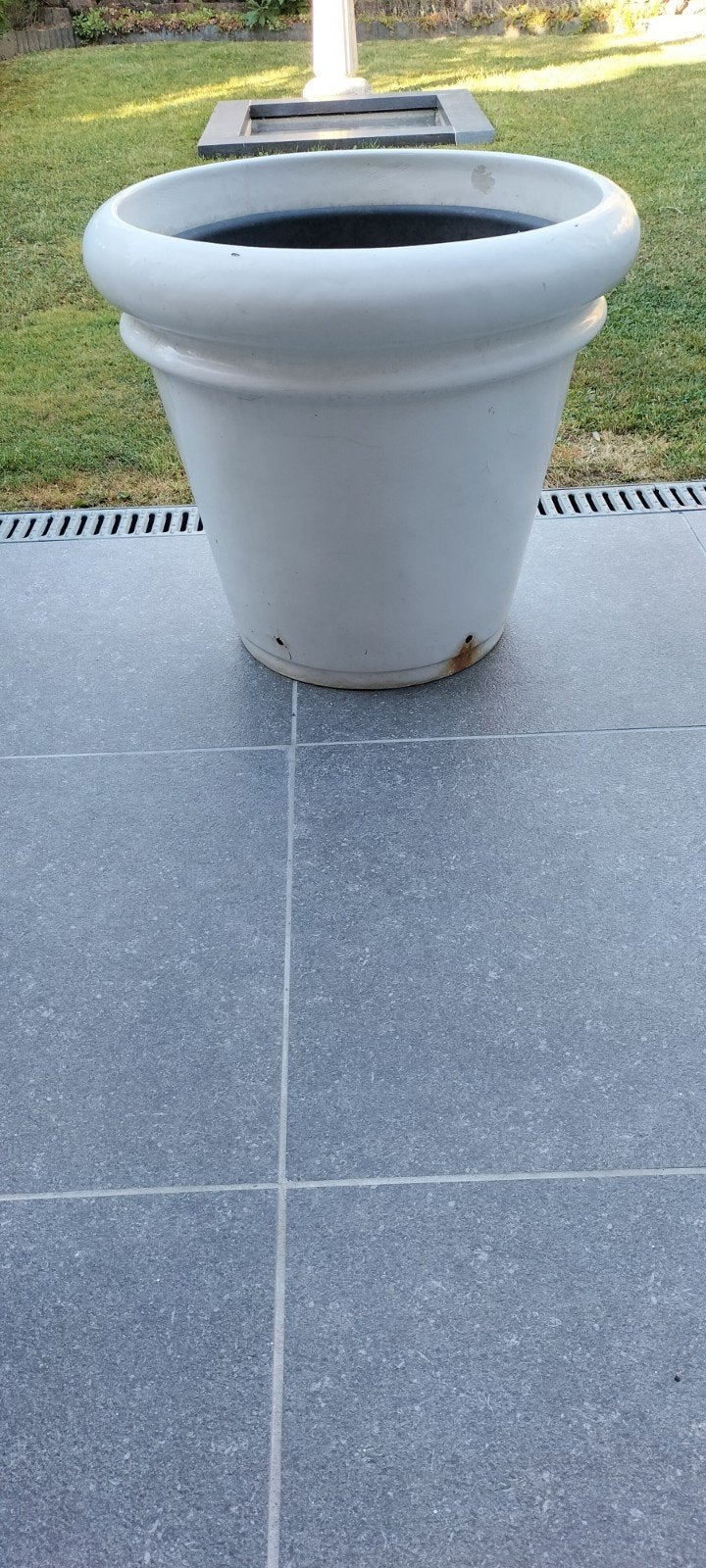 Gratis bloempot doorsnee 50 cm, hoogte ca. 50 cm, Tuin en Terras, Bloempotten, Ophalen, Kunststof, Gebruikt, 40 cm of meer
