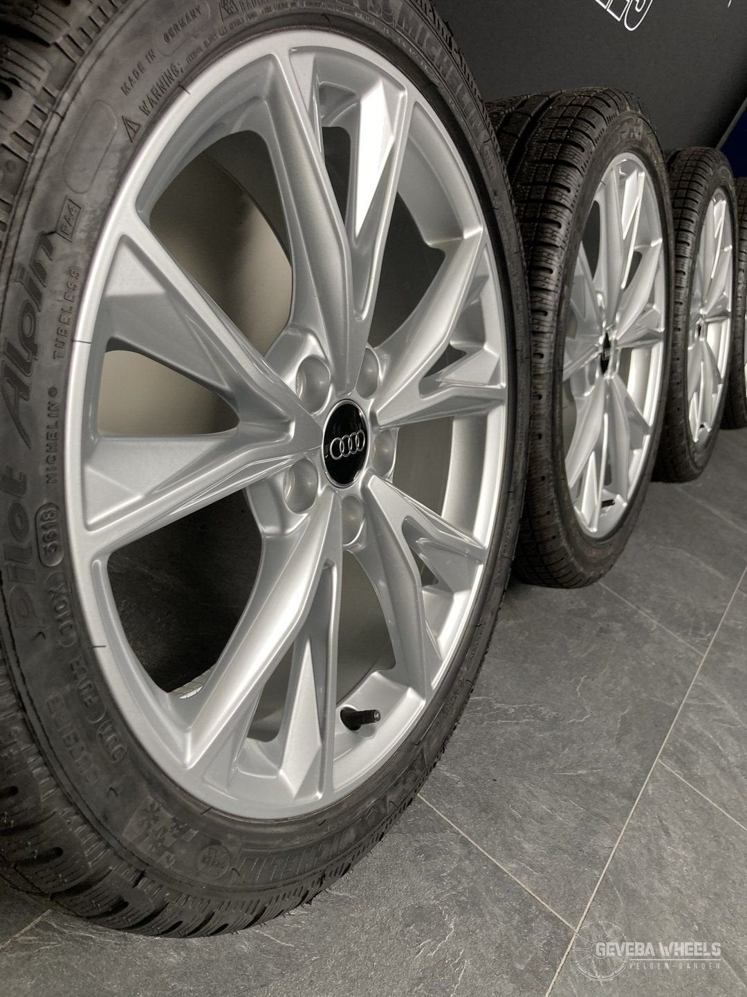 18 inch originele Audi A3 8P 8V 8Y velgen winterbanden 5x112, Auto-onderdelen, Banden en Velgen, 18 inch, Gebruikt, -, -