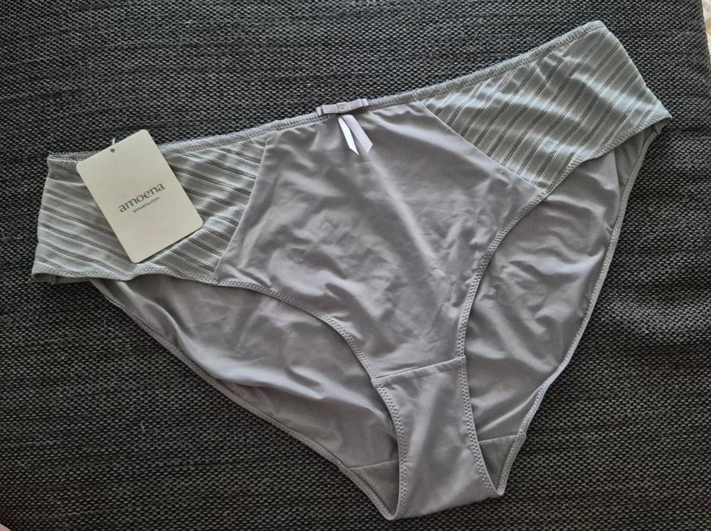 AMOENA slip maat 46 NIEUW, Kleding | Dames, Ophalen of Verzenden, Slip