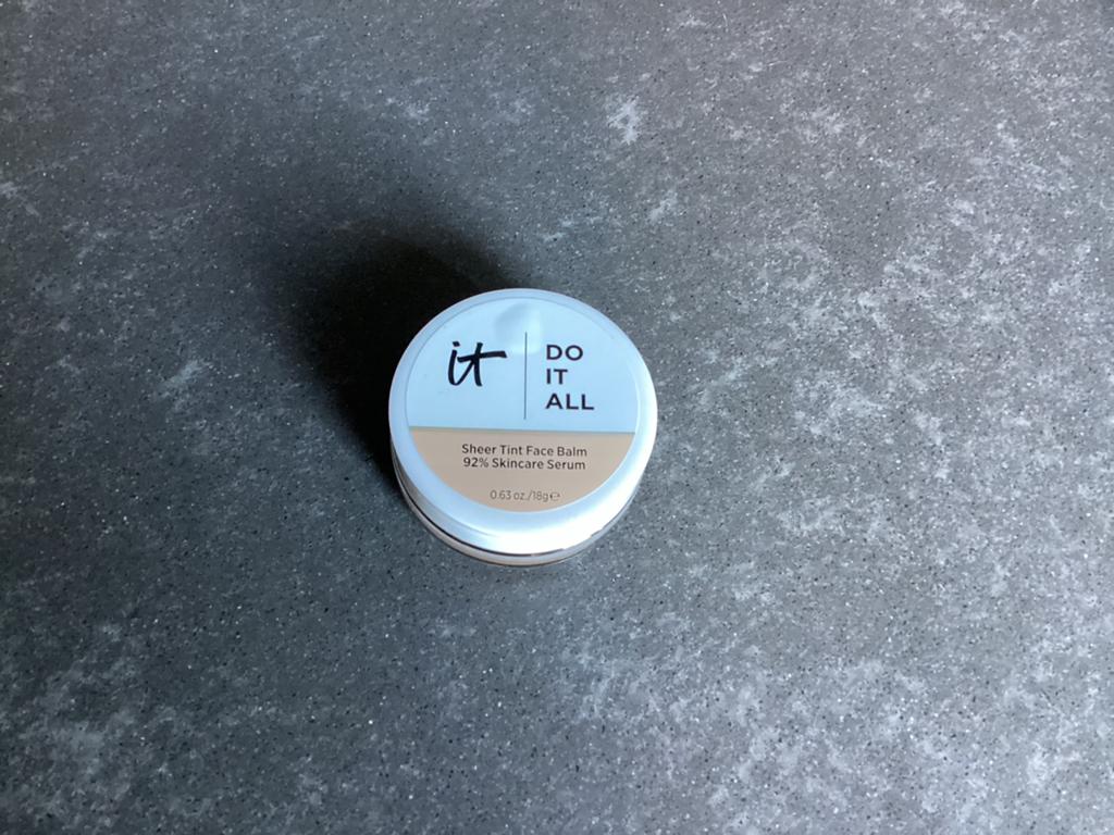 IT Cosmetics Do It All Sheer Tint Face Balm Fair Cool 125, Gehele gezicht, Beige, Ophalen of Verzenden, Zo goed als nieuw
