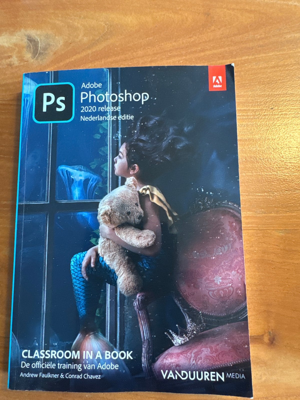 Adobe Photoshop 2020 Classroom in a Book - Nederlandse editi, Ophalen of Verzenden, Zo goed als nieuw, Software