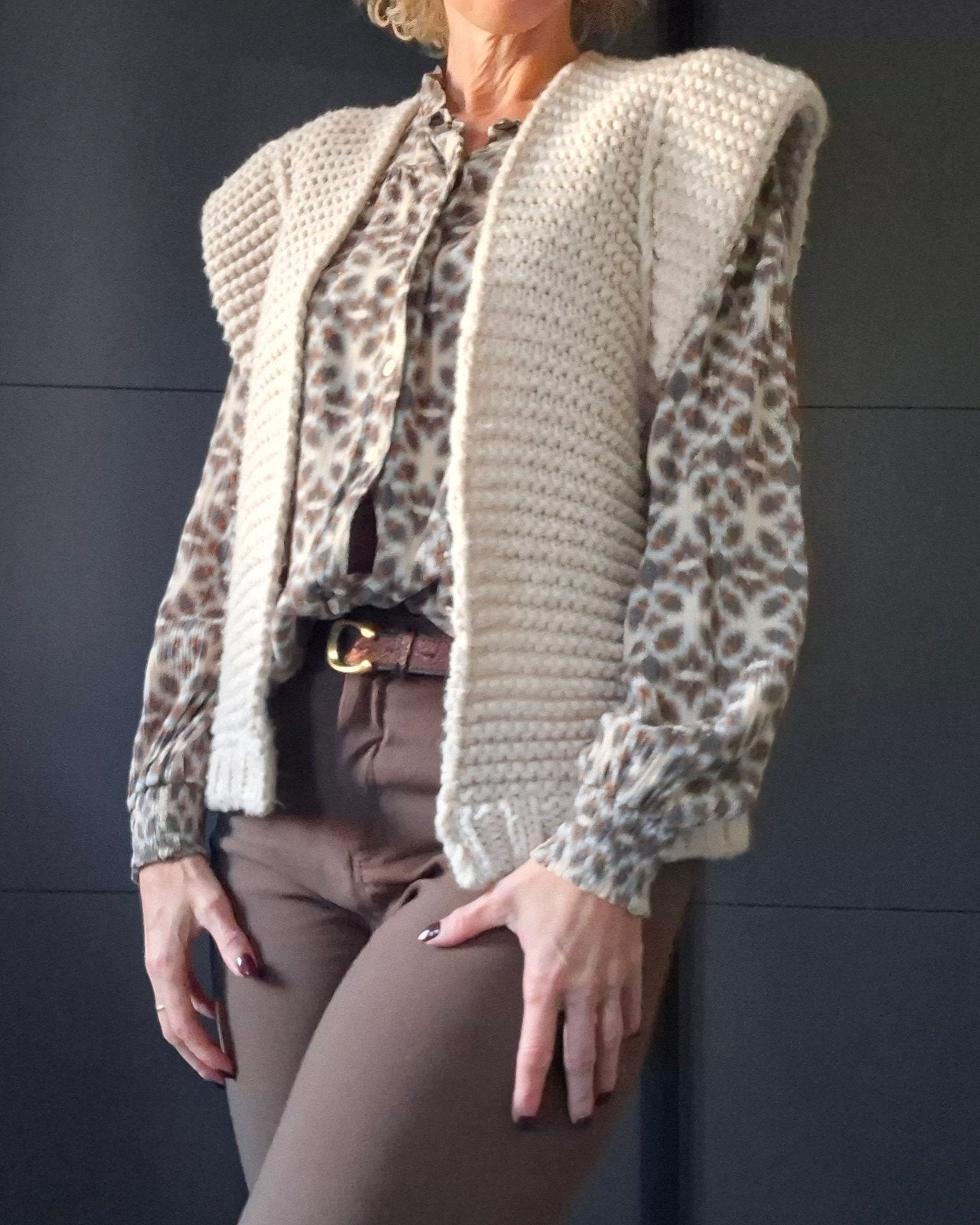 NUKUS gilet / vest one size | Crème | Zeer goede staat, Pureprelovedfashion@outlook.com, Beige, Maat 42/44 (L), Overschieseweg 101, 3044 EH in Rotterdam