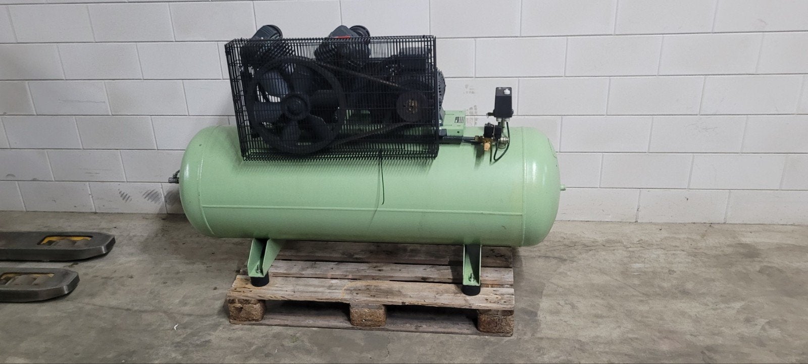 Creemers compressor, 100 liter of meer, Ophalen