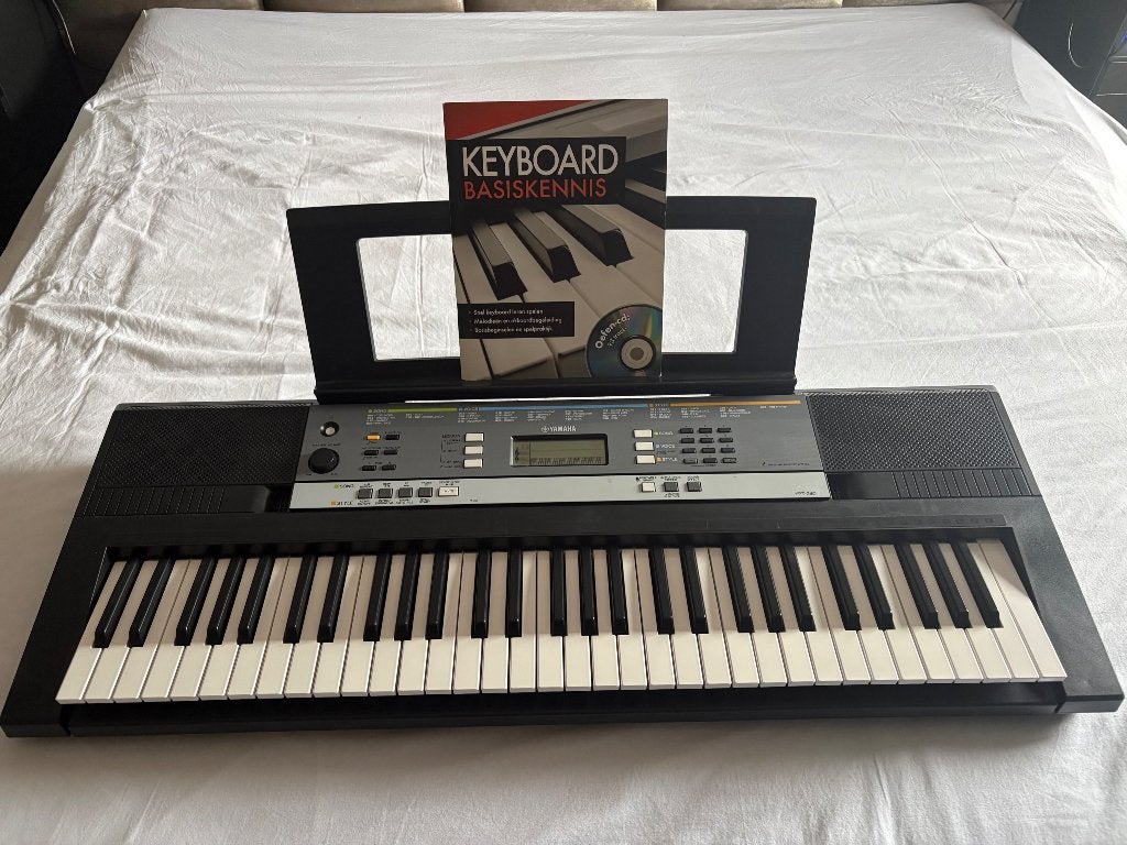 Keyboard Yamaha YPT-240, Ophalen, Gebruikt, 61 toetsen, Yamaha