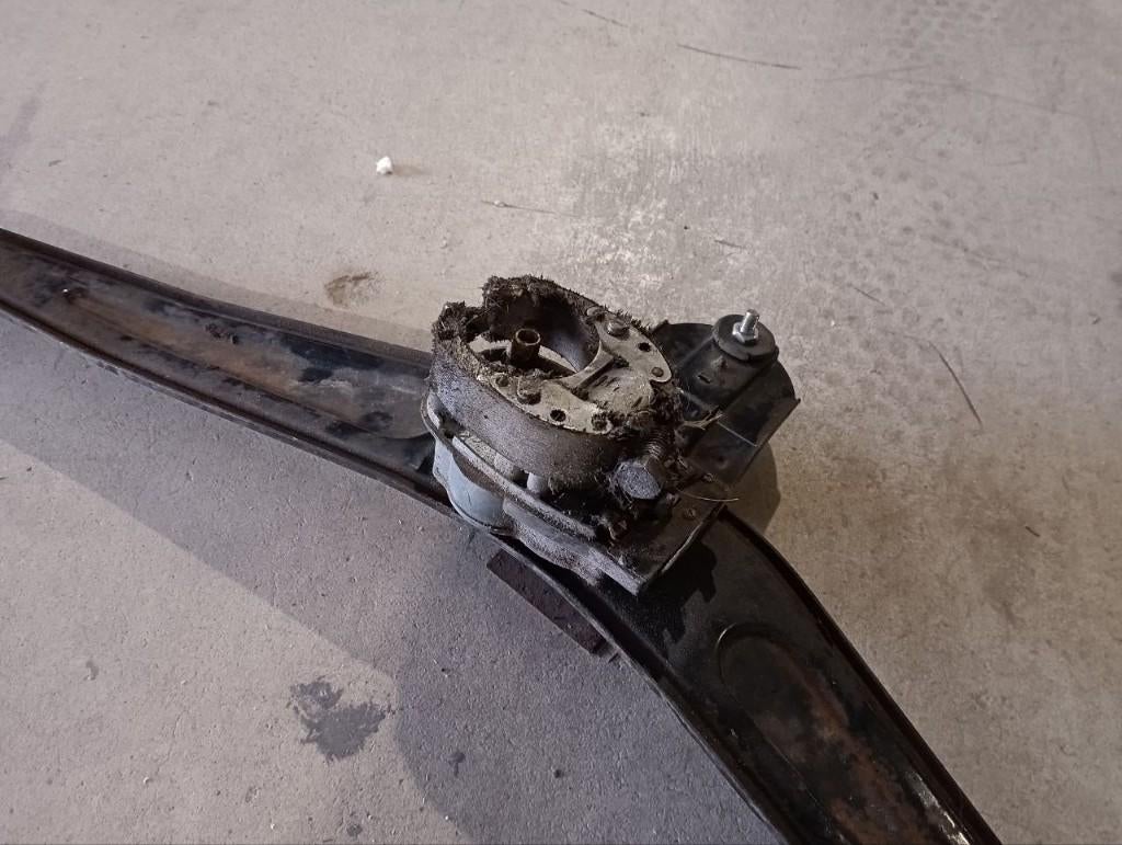 ruitenwisser motor spijlbus incompleet, Auto-onderdelen, Ophalen of Verzenden
