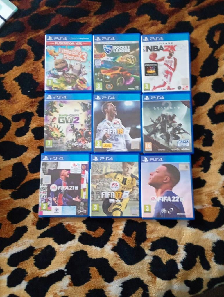 Ps4 spellen, Spelcomputers en Games, Overige genres, 1 speler, Ophalen of Verzenden, Zo goed als nieuw