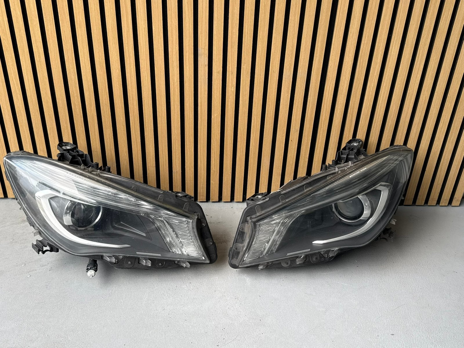 Mercedes CLA W117 Bi-Xenon Koplampen Set A1178201561, Ophalen of Verzenden, Gebruikt, Mercedes-Benz