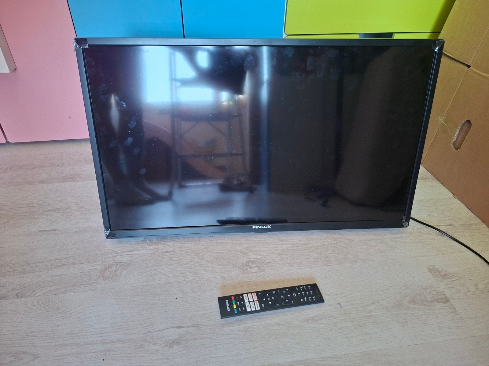 Finlux 32inch Smart TV met Android TV en afstandsbediening, LED, 50 Hz, HD Ready (720p), 80 tot 100 cm