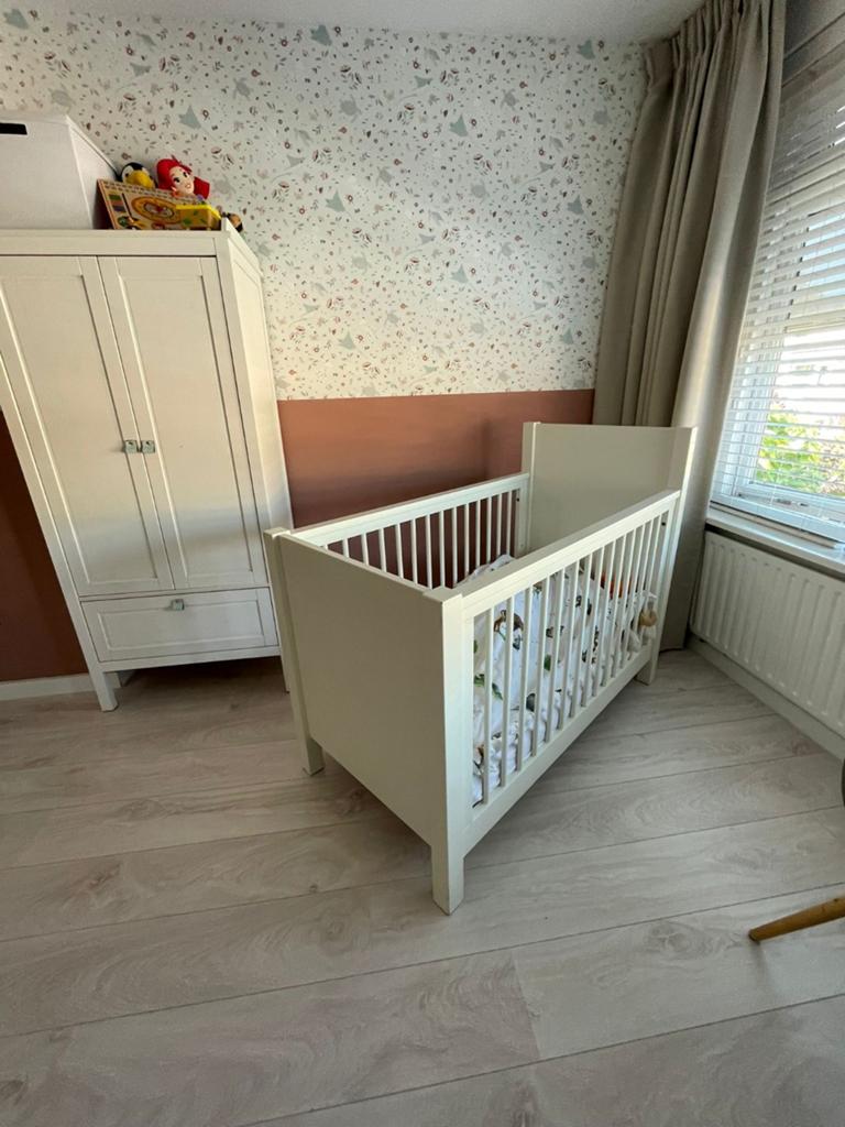 Babykamer compleet, commode, bed, kledingkast, Ophalen, Gebruikt, Jongetje of Meisje