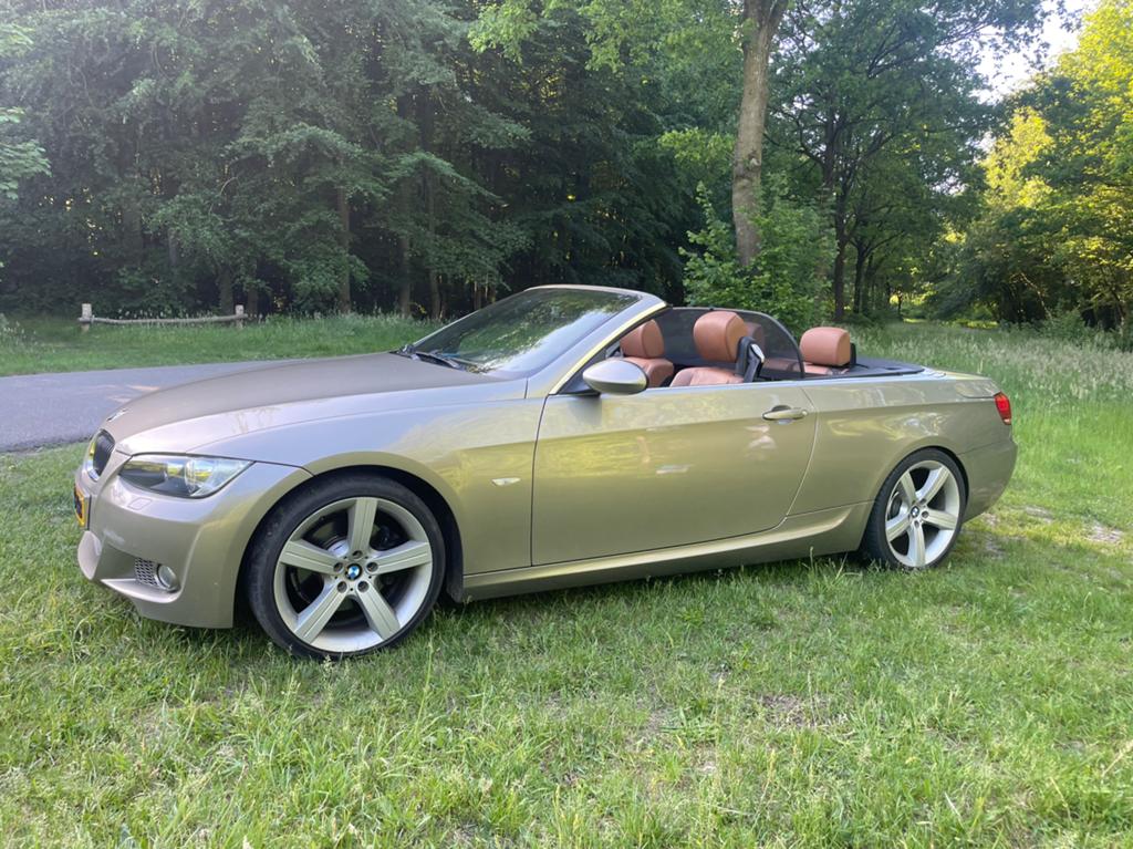BMW 3-Serie 2.5 I 325 Cabrio AUT 2007 Bruin, Auto's, Achterwielaandrijving, 4 stoelen, 2996 cc, Bruin