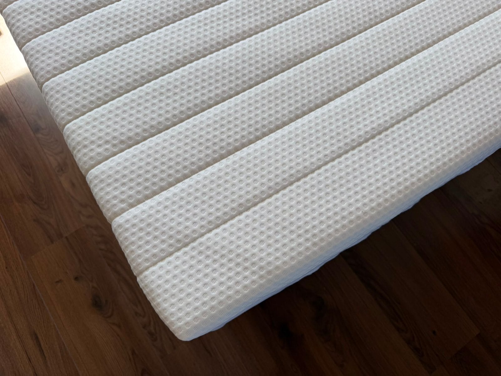 IKEA Nisseholm topper van 140x200 - ZGAN!, Ophalen, Tweepersoons, 140 cm, Zo goed als nieuw
