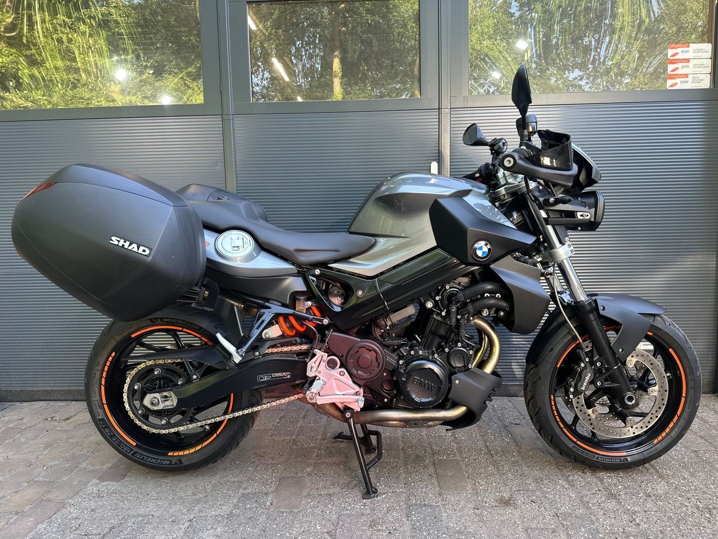 BMW F 800 R  (bj 2011) 49,370 km, 2 cilinders, Motorrijbewijs A, Bedrijf, Onbekend