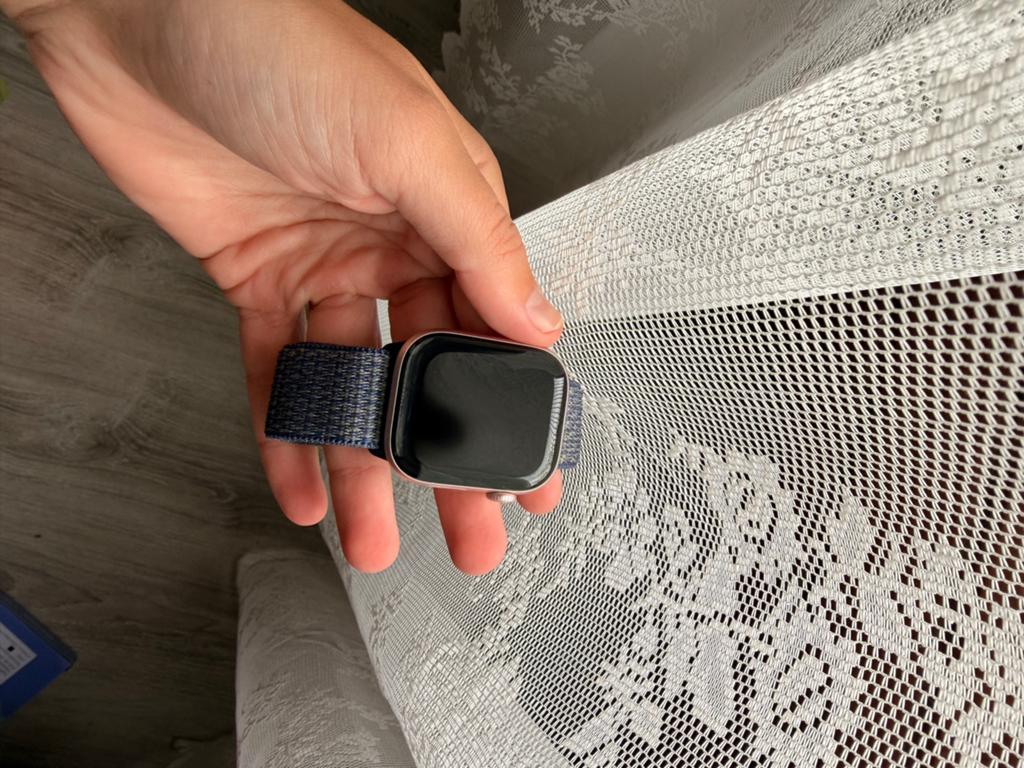 Apple Watch Series 10 Roségoud 42mm, Sieraden, Tassen en Uiterlijk, Smartwatches, Afstand, IOS, Ophalen of Verzenden, Zo goed als nieuw
