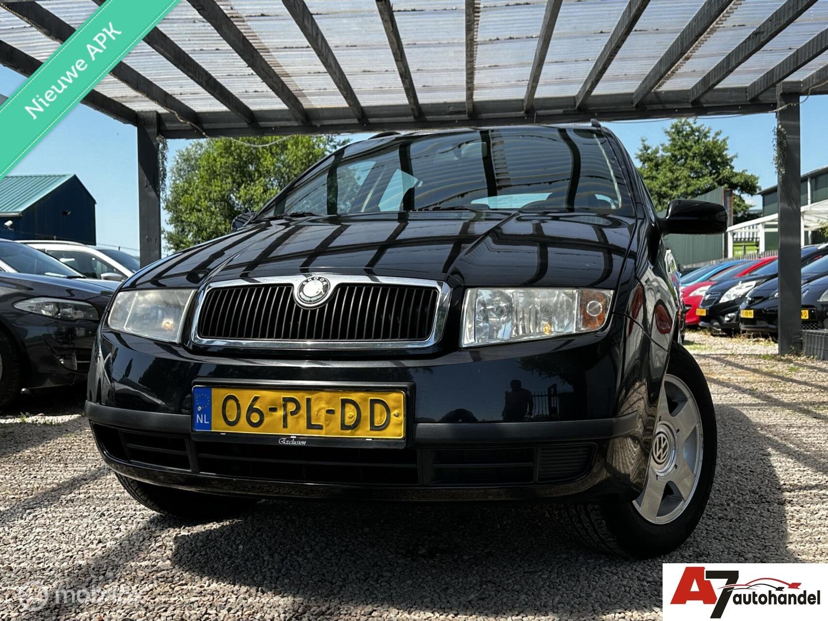 Skoda Fabia Combi 1.4-16V Elegance Nieuwe APK, Auto's, 450 kg, Gebruikt, 4 cilinders, 1070 kg