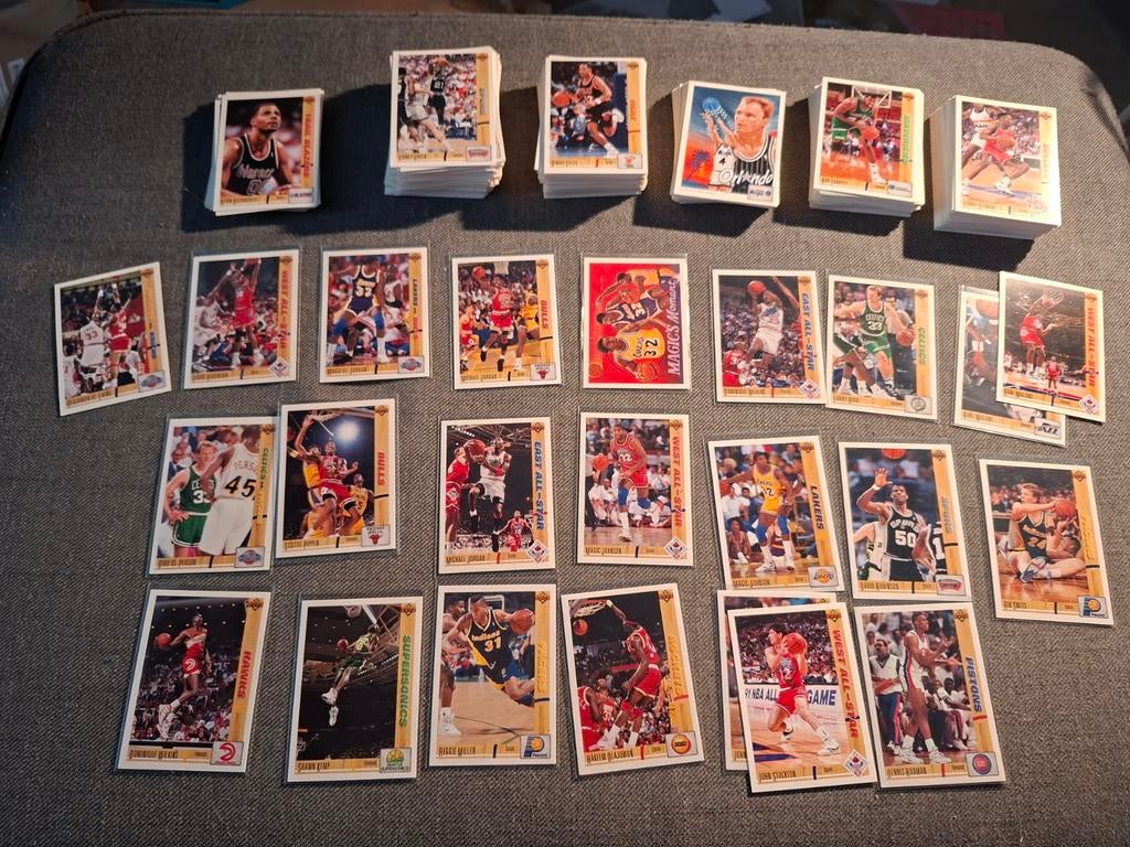 370 NBA basketbal kaarten UD CC 91-92 - Vintage, Ophalen of Verzenden, Gebruikt, Meerdere plaatjes