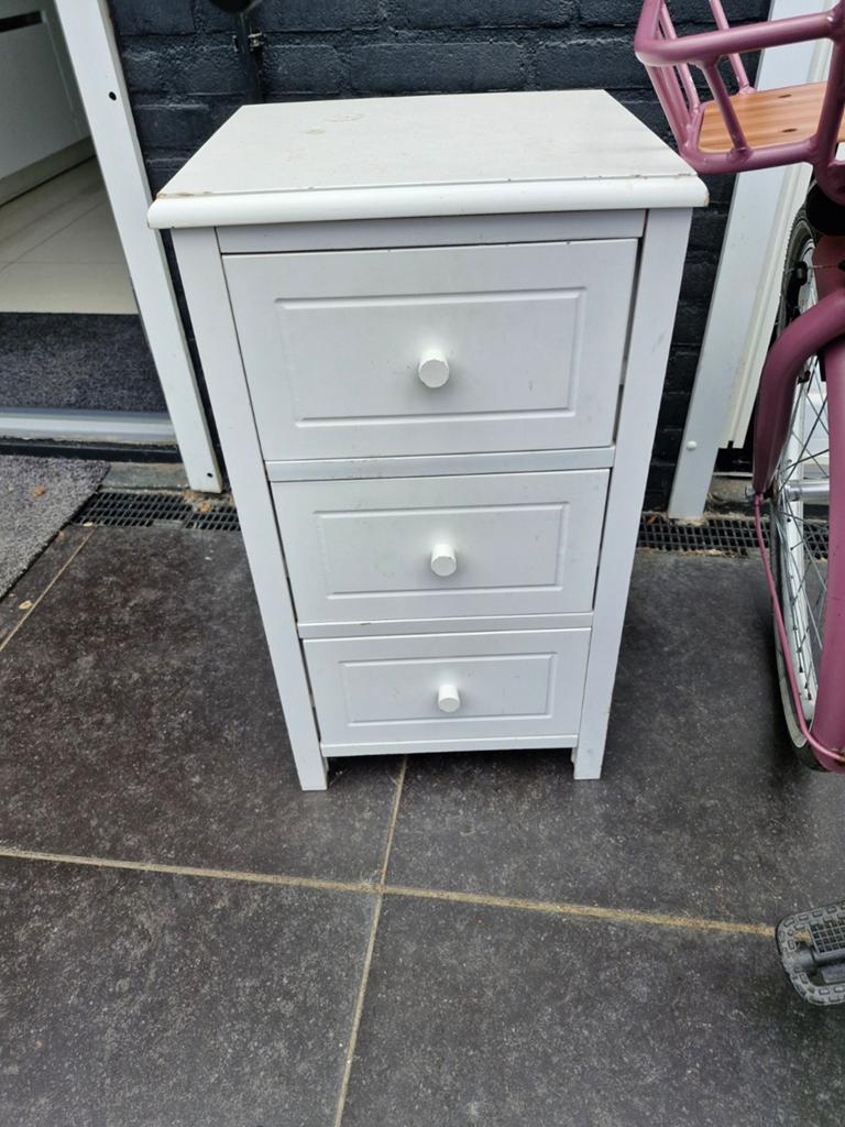 Lade kastje, Ophalen, Minder dan 50 cm, Gebruikt, 3 of 4 laden