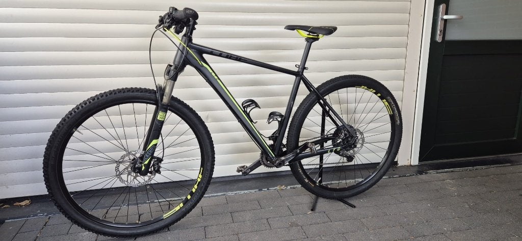 MTB Cube LTD Race Blackline 29" maat L + extra's, Fietsen en Brommers, Fietsen | Mountainbikes en ATB, Gebruikt, Hardtail, Heren