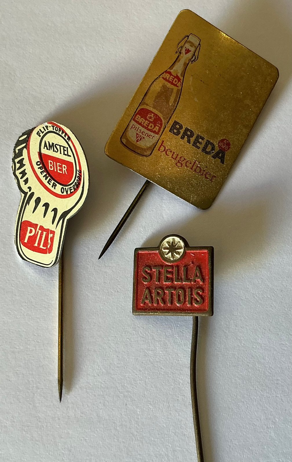 3 speldjes biermerken jr 60, Verzamelen, Ophalen of Verzenden, Gebruikt, Merk, Speldje of Pin