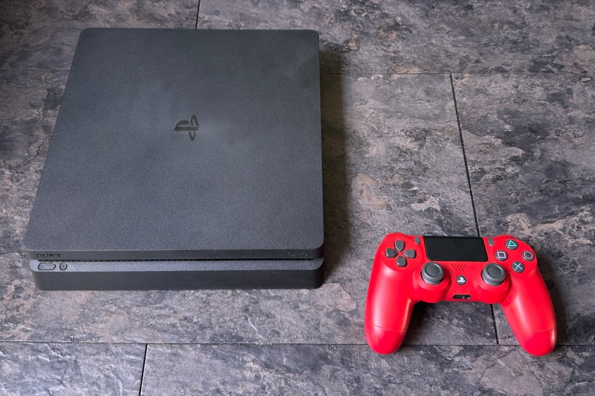 Sony PlayStation 4 met rode controller, Ophalen, Met 1 controller, Original, 500 GB