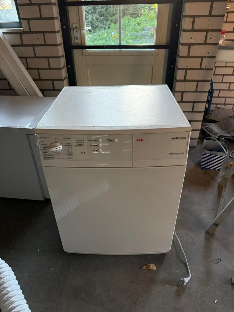 AEG wasdroger, Ophalen, Zo goed als nieuw, Luchtafvoer, 85 tot 90 cm
