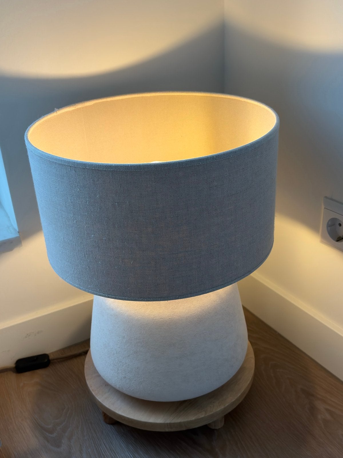 Lamp met stoffen kap, Ophalen, Zo goed als nieuw, Met kap, Grijs