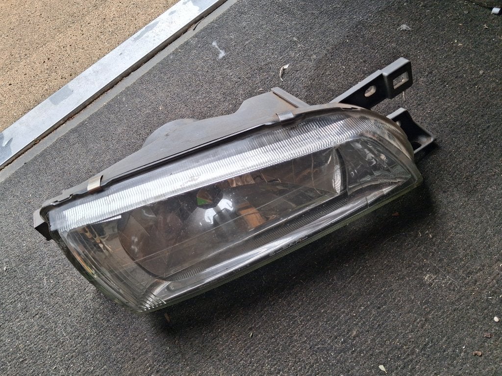 Heldere koplamp SUBARU IMPREZA (stukje eraf), Ophalen of Verzenden, Gebruikt, Subaru
