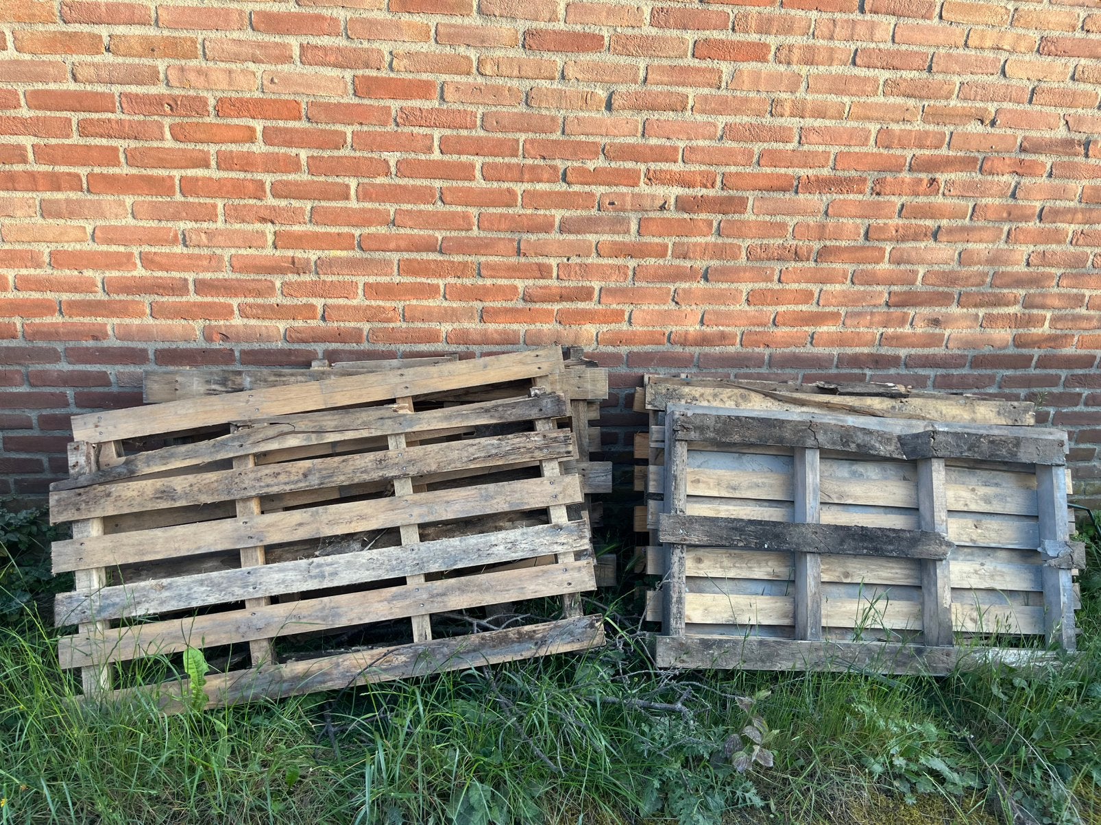 Gratis Pallets/haardhout/brandhout, Minder dan 3 m³, Ophalen