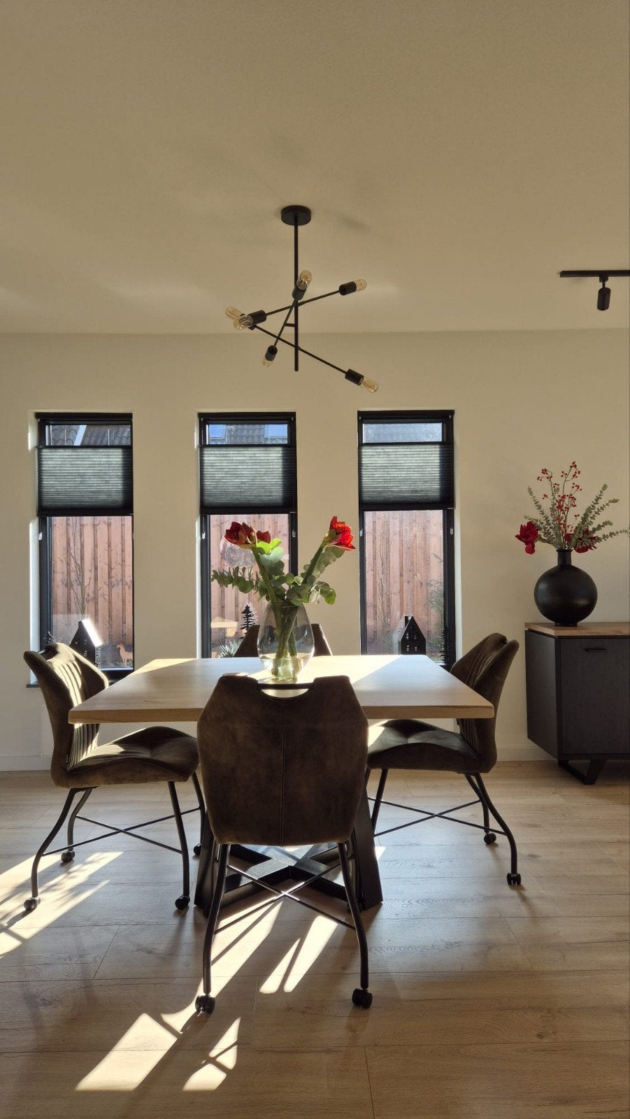 Moderne Zwarte Hanglamp met 6 Lichtpunten, Ophalen, Modern, Industrieel, E27 (groot), Zo goed als nieuw