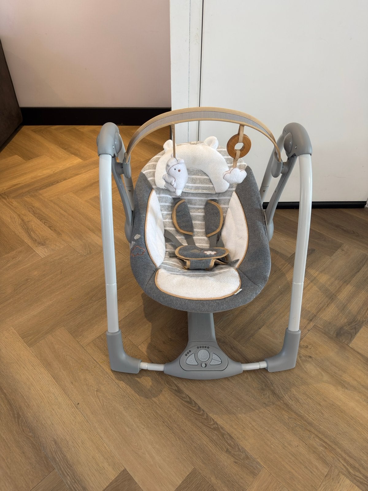 Ingenuity Schommelstoel voor baby's - Grijs/Wit, Ophalen, Zo goed als nieuw