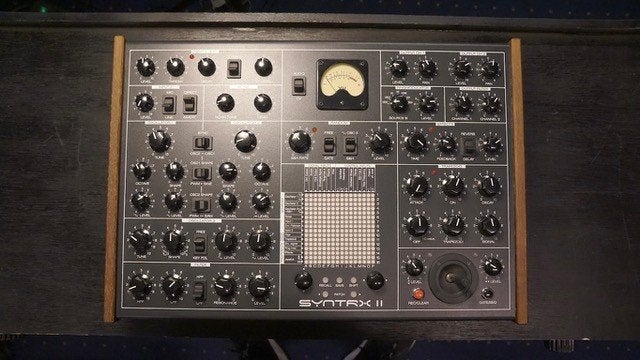 Erica synths Syntrx II, Overige aantallen, Zo goed als nieuw, Met midi-aansluiting, Ophalen