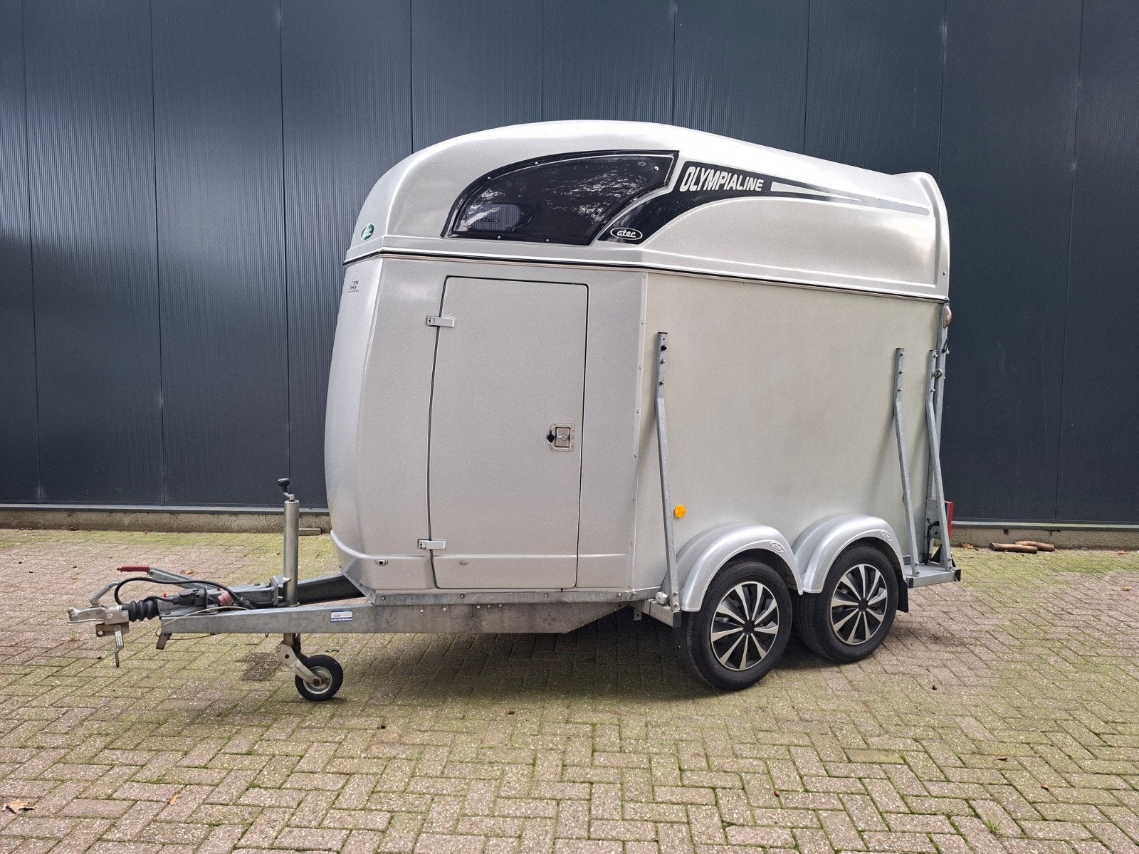 Atec 1.5 paards, polyester met zadelkast en alu bodem, Ophalen, Polyester