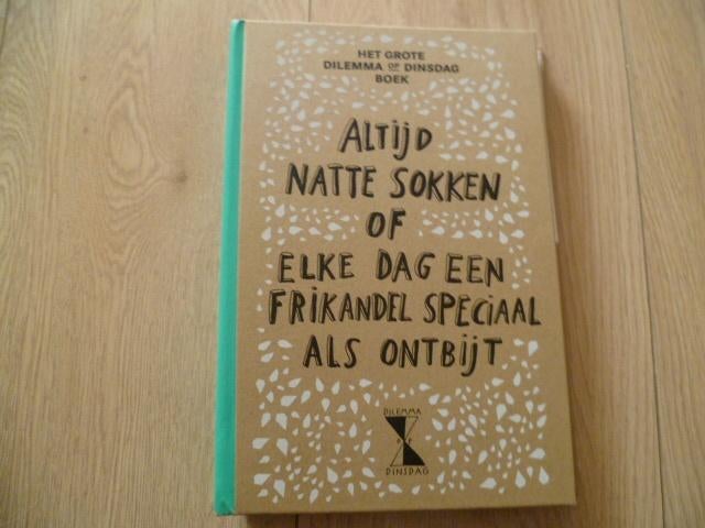 Dinsdag - Het grote dilemma op dinsdag boek HC, Verzenden, Zo goed als nieuw