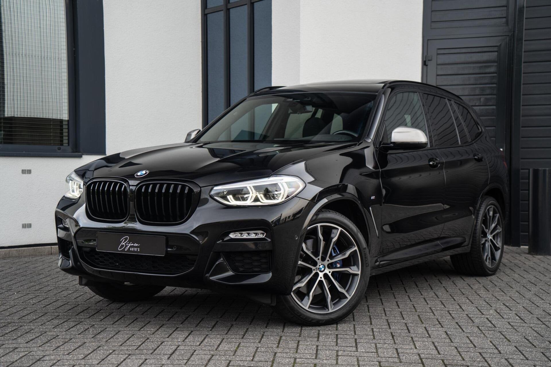 BMW X3 xDrive 30i 252PK M-SPORT PANO / CAMERA / MEMORY, Auto's, BMW, 1998 cc, Gebruikt, Zwart, 252 pk