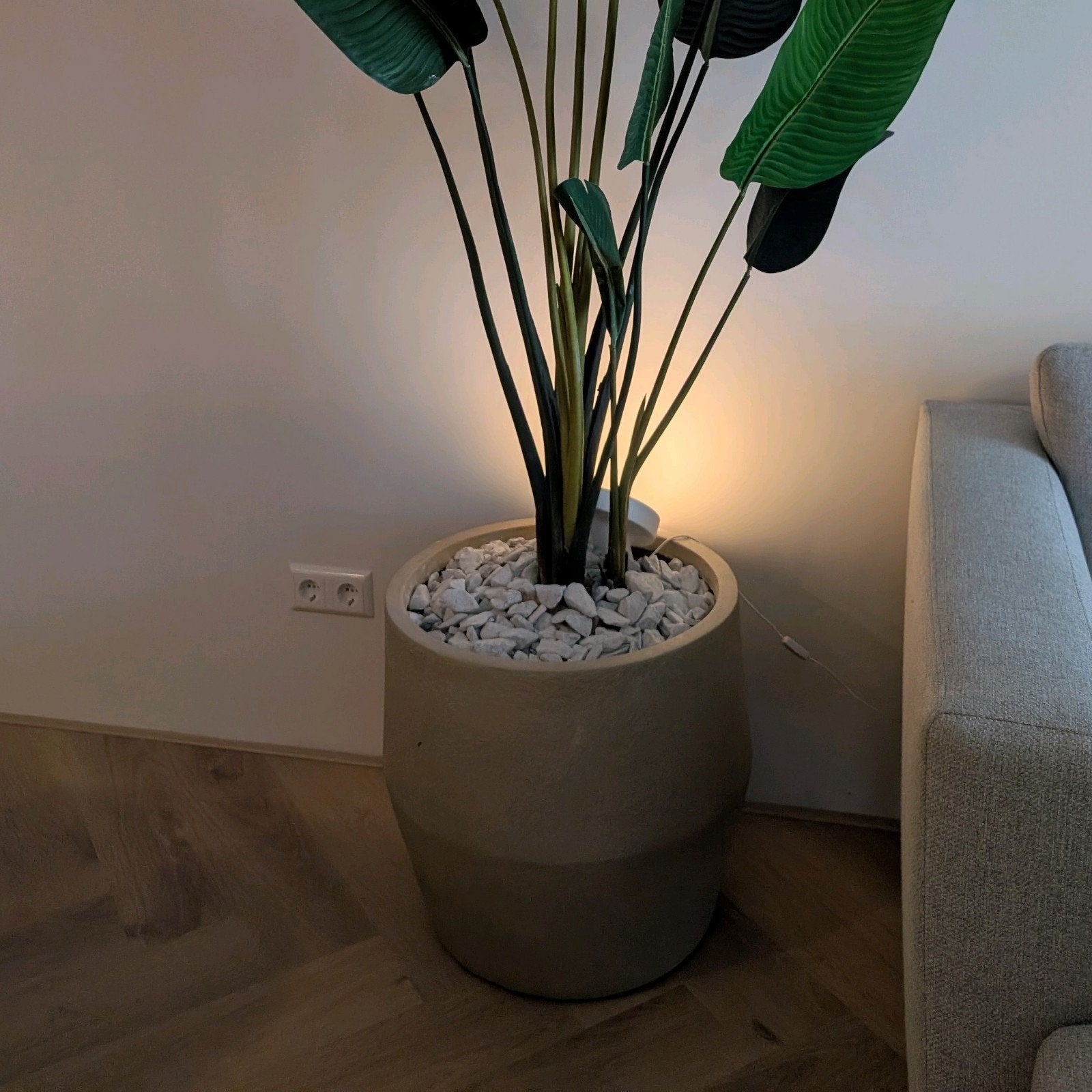 Viral Bloempot Kwantum eventueel met plant, Ophalen, Binnen, Beige, Kunstplant