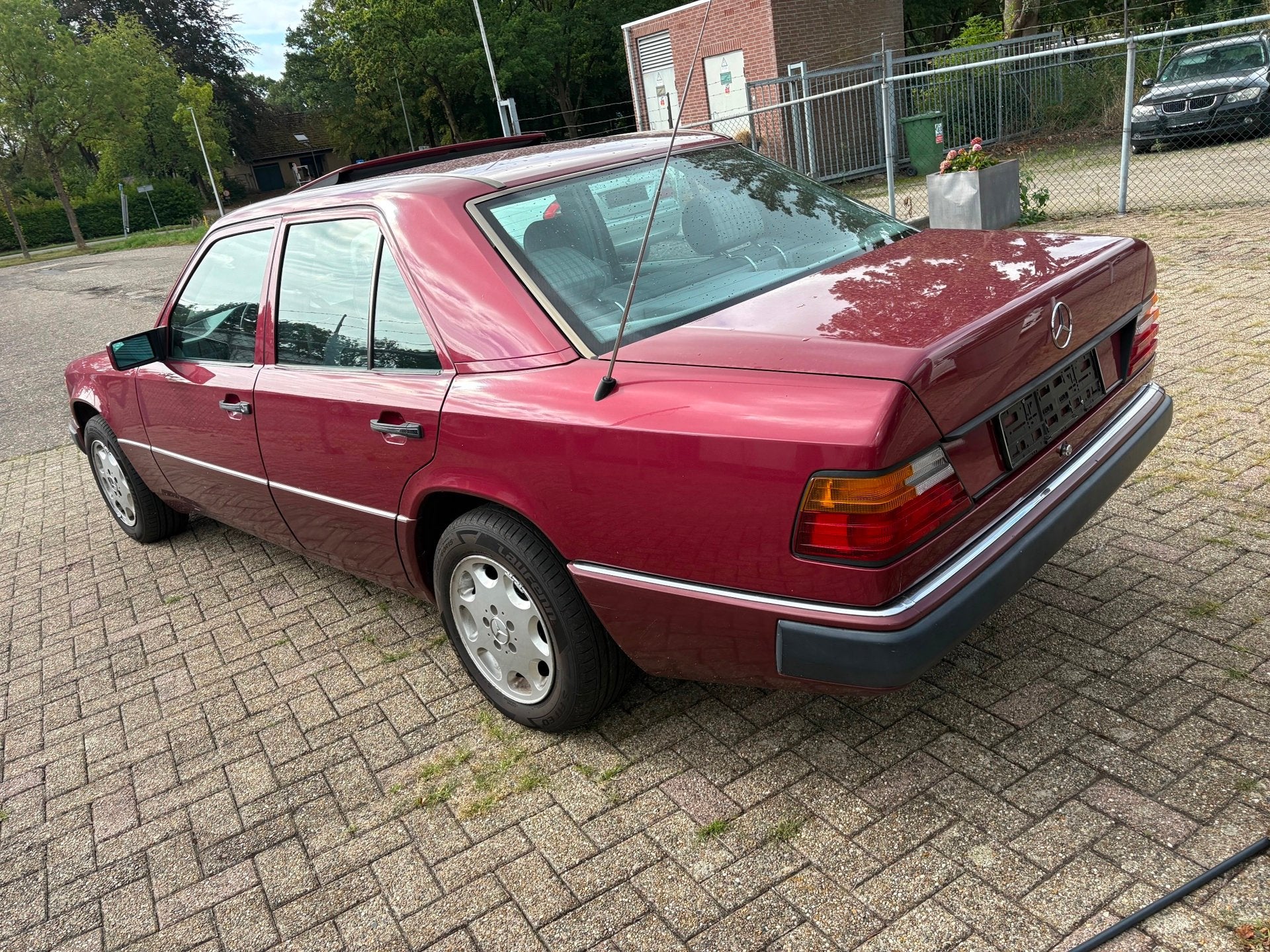 Mercedes-Benz 200-500 (W124) 230 E, foto 4