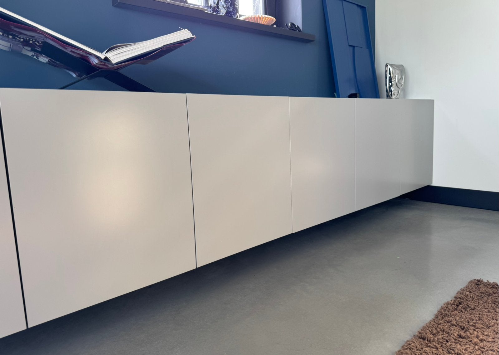 2x 2,5m Kast van Castelijn met push deuren, Ophalen, Gebruikt