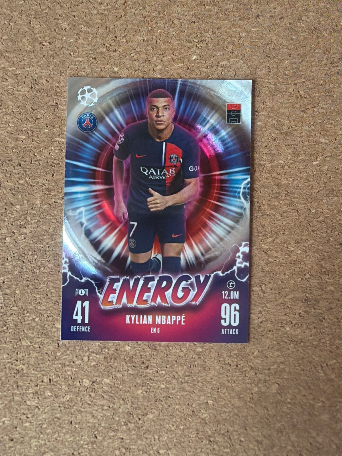 Kylian Mbappé Topps Match Attax Energy Kaart PSG, Ophalen, Zo goed als nieuw, Buitenlandse clubs, Spelerskaart