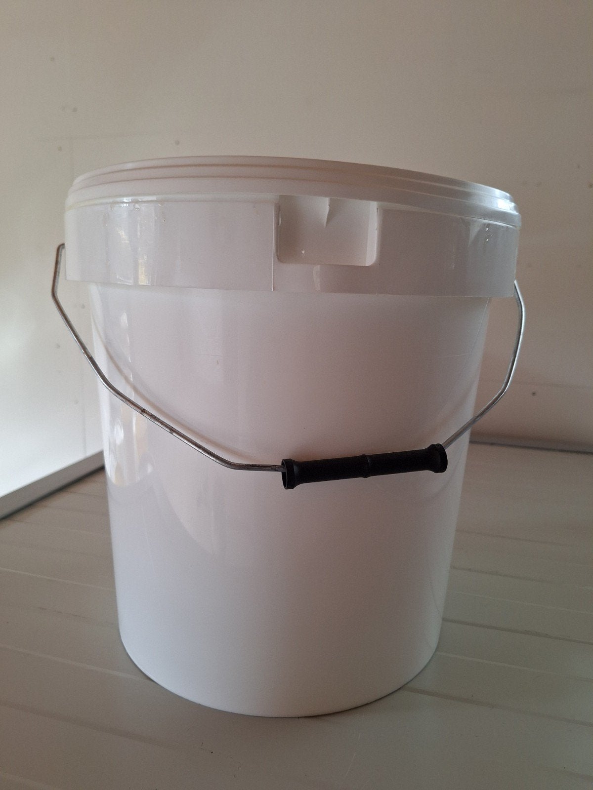 Gebruikte emmers met deksel 20 kg, Ophalen of Verzenden, Kunststof, Met deksel