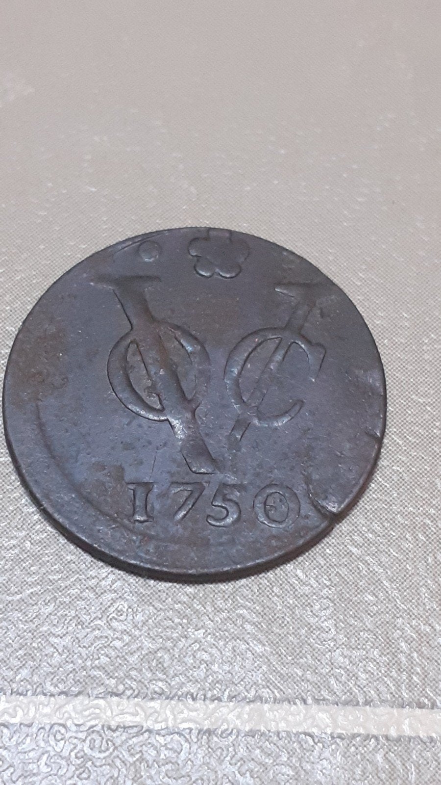 VOC Duit 1750 - Niet helemaal recht geslagen, Verzenden