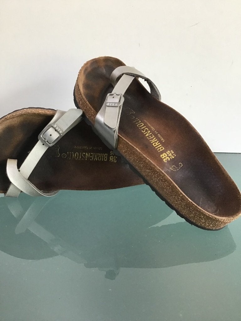 Birkenstock Piazza zilveren slippers 38 | Gratis verzenden, Kleding | Dames, Schoenen, Slippers, Overige kleuren, Verzenden, Zo goed als nieuw