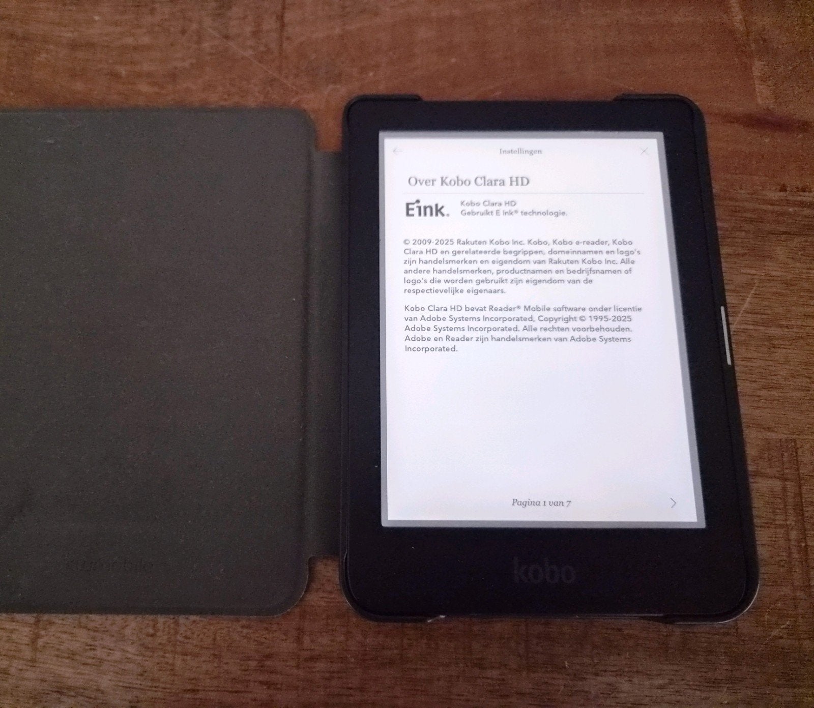 zgan Kobo Clara HD ereader met hoesje, 8 GB, 6 inch of minder, Ophalen of Verzenden, Rakuten Kobo