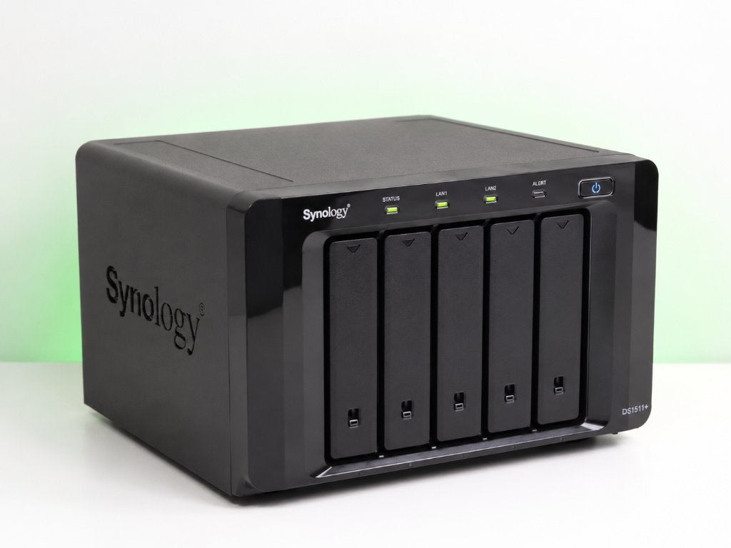 Synology DS1511+ NAS DiskStation 5-bay met kabels, Ophalen, Zo goed als nieuw