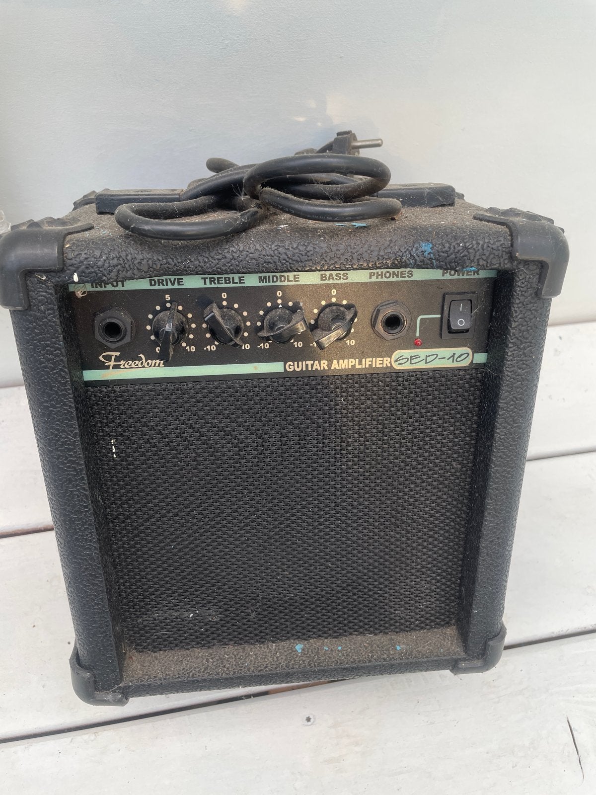 Freedom SED-10 Gitaarversterker - Compact en Functioneel, Ophalen of Verzenden, Gebruikt, Gitaar, Minder dan 50 watt
