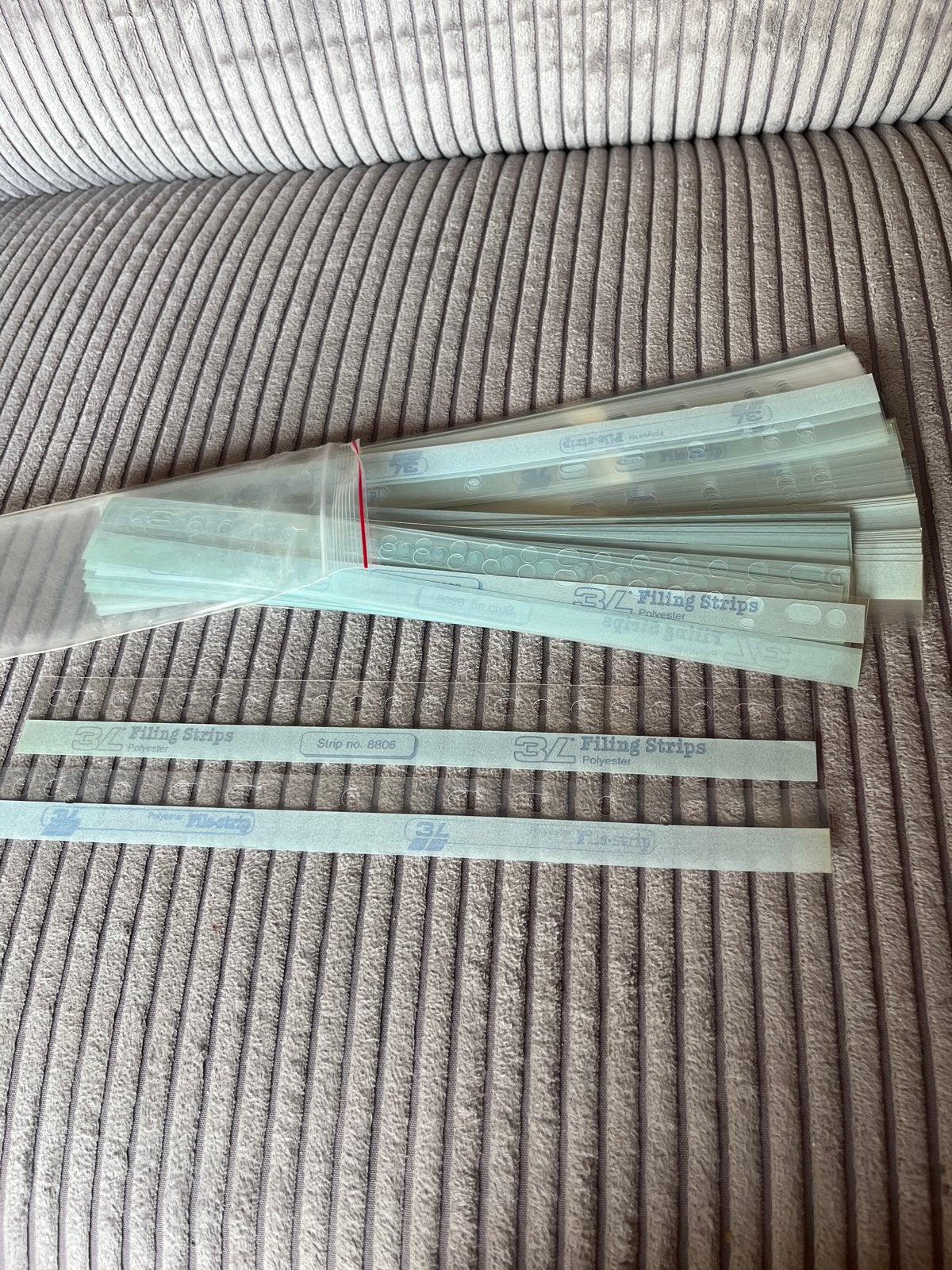 Pakket met strips om bladen geschikt te maken voor multimap, Diversen, Schoolbenodigdheden, Ophalen of Verzenden, Gebruikt