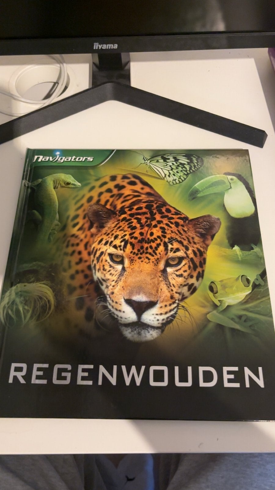Navigators: Regenwouden - Ontdek de jungle, Boeken, Natuur, Ophalen of Verzenden, Zo goed als nieuw, Natuur algemeen